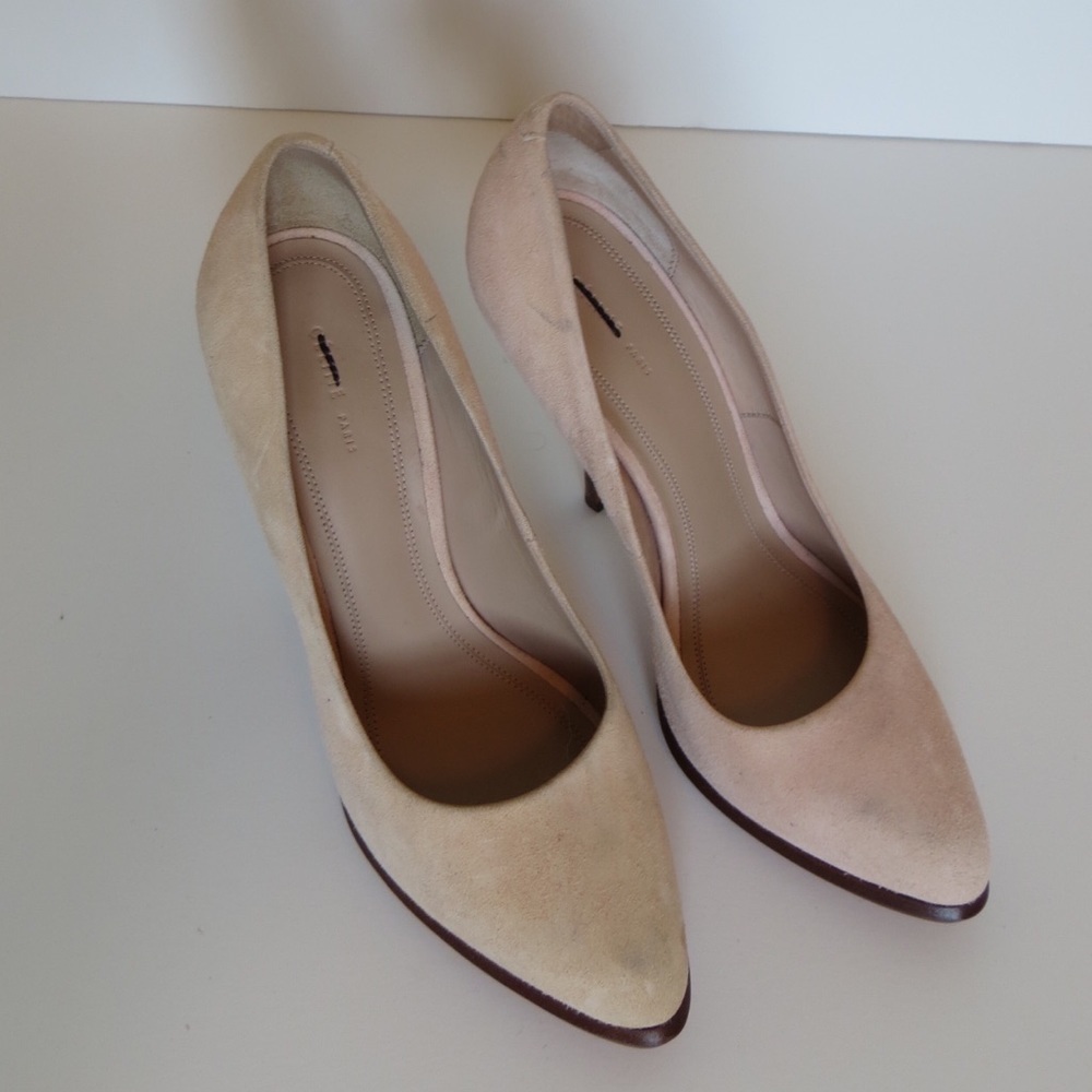 NWOT Celine Cream Suede Pumps - Mismatched sizes 🔴CLEARANCE🔴